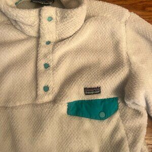 Patagonia Kid's Fleece pullover Size XL (14)